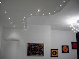 Illumina Il Tuo Salone In Modo Creativo E Moderno Con Faretti Led Bianchi Design Esterno Di Casa Controsoffitto Faretti