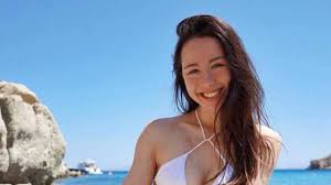 Aurora ramazzotti è una conduttrice televisiva e influencer. The Boat Trip Inflames The Net Archyde