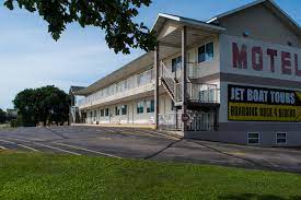 Welcome to wisconsin dells motels. 2960 Wisconsin Dells Pkwy Wisconsin Dells Wi 53965 The Wisconsin Dells Motel Loopnet Com