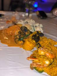 Mhd Food Blogger V Twitter افتتاح مطعم كاتش اوف ذا داي Catch Of The Day يتميز المطعم بتقديم الاكل البحري مع لبس القفازات وقت الاكل قدم لنا المطعم ثلاثة