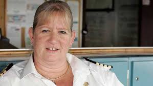 Sarah Breton's Instagram, Twitter & Facebook