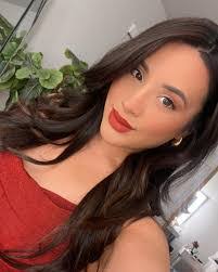 Stephanie Salazar's Instagram, Twitter & Facebook