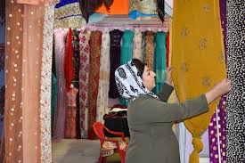 doguda kadinlarin vazgecilmezi kiras fistan