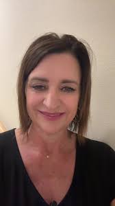 Susan Roberson (@suzroberson)