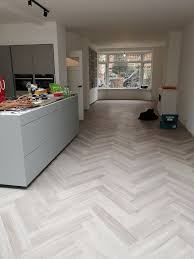 basicvinyl visgraatpvc bevloering vloerontwerp visgraat vloeren