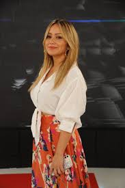 El mejor de los amantes. Karina La Princesita Debuto En Lam Con Un Look Muy Primaveral Para Ti
