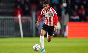Donyell malen (born 19 january 1999) is a dutch professional footballer who plays as a. Barcelona Join Race To Sign Psv Star Donyell Malen Daily Mail Online