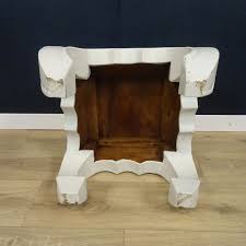 Table d'appoint blanche minimaliste avec plateau en verre. Petite Table Basse A Opium Chinoise Blanche Le Palais Des Bricoles