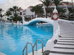 Free image bridge over the pool (free photobank torange.biz) / ©torange.biz this work is licensed under a creative commons attribution 4.0 international license. Main Bridge Over Pool Picture Of Parque Santiago Arona Tripadvisor