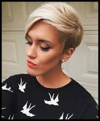Kurze Frisuren 2019 Ungezogen Haarschnitte Und Frisuren Trends 2019 Frisuren 2019 Oval Face Haircuts Long Face Hairstyles Oval Face Hairstyles