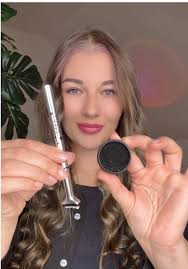 fake blo0d* Coraline in The Other World🕸️🐈‍⬛ #coraline #coralinecos...