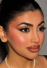 Sonia Does Your Make Up