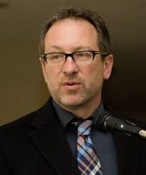 Richard Matthew's Instagram, Twitter & Facebook