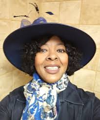 Custom-made hats with logos for sale and their popularity