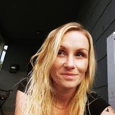 Meagan Porter's Instagram, Twitter & Facebook