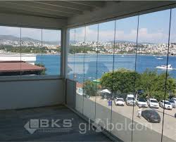 Bu derece büyük sabit camların ancak zemin katlarda ya da balkon, teras gibi mekanlardan kolaylıkla. Miknatisli Cam Balkon Fitili Faydalari Bks Cam Balkon