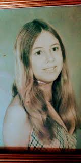 Can someone edit photo of me and my mother?