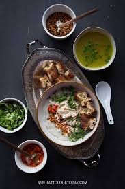 Goreng tempe sampai warnanya berubah kuning kecokelatan. Bubur Ayam Betawi Kuah Kuning Jakarta Chicken Rice Porridge