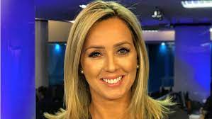 Tem 45 anos (em 2021). 1sr0zxinnlhm0m