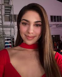 The new miss universe will be not powerhouse country a first timer crown in  her country