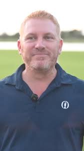 Check out CIIPA President Rosa Nolan presenting the Award for Overall  Academic Excellence in the Master of Business Administration Program to MBA  graduate George Gorham at the 51st International College of the