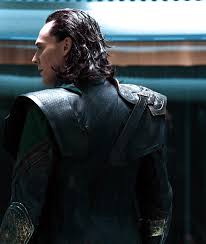 My final take (on the tone) before the series premiere is that it looks like we're going to get some kind of balance between comedic and serious. T Hiddleston Discovered By Marvelousgirl94