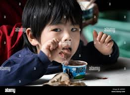 Ben & jerrys scoop hi-res stock photography and images