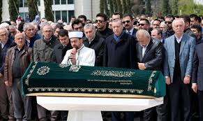 We did not find results for: Ak Partili Kulunk Un Aci Gunu Cenazeye Katilan Erdogan Tabuta Omuz Verdi Haberler