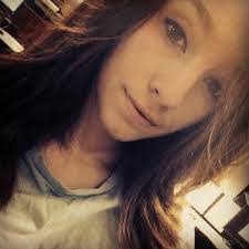 Danielle Earhart's Instagram, Twitter & Facebook