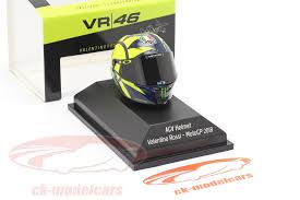 Suzuki arai moto gp helm. Minichamps 1 8 Valentino Rossi Motogp 2018 Agv Helm 399180046 Modellauto 399180046 4012138162402