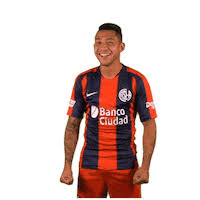 È una delle cinque grandi squadre argentine, assieme a boca juniors, river plate, racing club e independiente. San Lorenzo De Almagro Gifs Find Share On Giphy