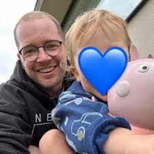 David Suns's Instagram, Twitter & Facebook