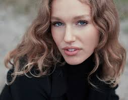 Izaio Projects :: Photos, videos, logos, illustrations and branding ::  Behance