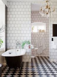 Un Tresor Dans La Ville Idee Salle De Bain Salle De Bains Moderne Salle De Bain Noir Et Blanc