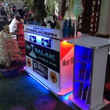 Check out these 17 unique mobile business ideas, from pet grooming to bartending to selling fresh flowers. Wasalak Mobile Bar Bartender Posts Facebook