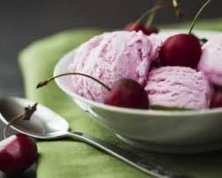 Recette De Glace Allegee Aux Cerises Sans Sorbetiere Recette Recette Glace Recette Sorbet Citrouille Recette