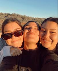 T I A (@tiahonner) • Instagram फोटोहरू र भिडियोहरू