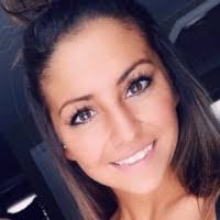 Courtney Bemis's Instagram, Twitter & Facebook