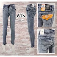 By the action of pumic stones the degree of colour fading depends on thegarment to stone ratio, washing time, size of stones, material to. Acid Wash Levi S Fitted Skinny Jeans For Men 618 Shopee Philippines