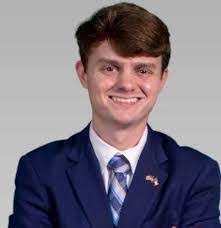 Kelly Hoffner's Instagram, Twitter & Facebook