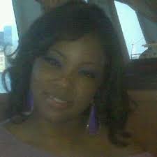 Danielle Harmon (@newmrsBestKept)