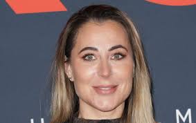 Il se balade tranquillement et découvre avec effroi le corps démembré d'une  femme dans un caddie