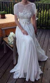 Ivory Chantilly Lace Silk Chiffon And Sequins Lorraine Feminine Wedding Wedding Dresses Wedding Dress Sizes Feminine Wedding