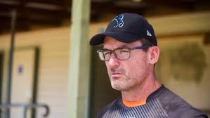 McKellar jumps to defence of sacked Wallabies attack coach Larkham