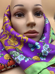 WOMENS LARGE SQUARE SILK SCARF VINTAGE