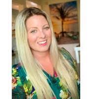 Amanda Frechette's Instagram, Twitter & Facebook