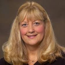 Darcie Arnold's Instagram, Twitter & Facebook