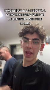 Haciéndole la pelota a mi madre por dinero