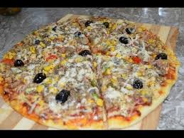 البيتزا المنزلية على طريقة المطاعم Pizza Au Thon مطبخ أم أمين وليد Food Vegetable Pizza Vegetables