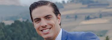 Vadhir Derbez es Isidoro en 3 idiotas